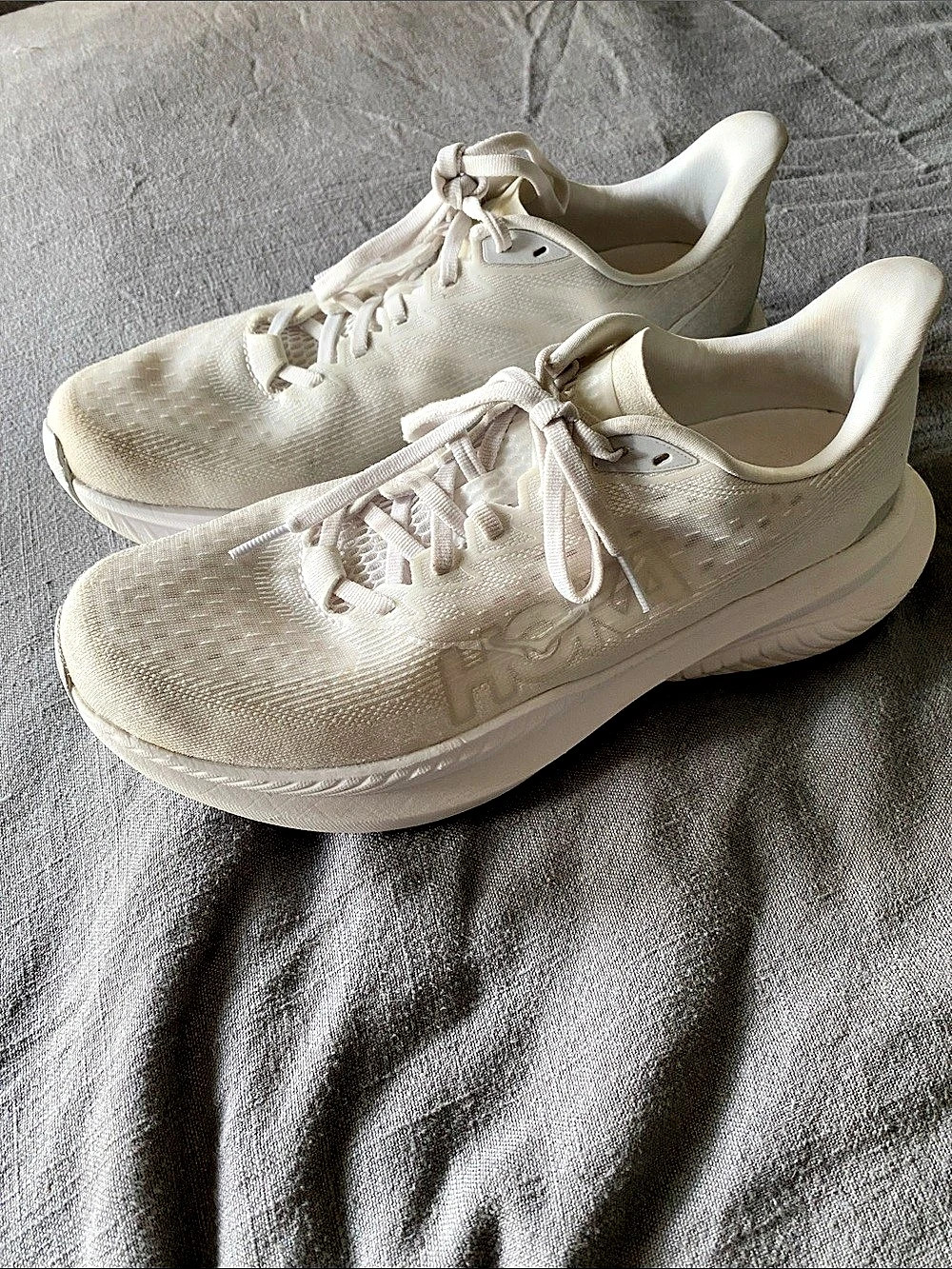 Hoka Mach 6 Women's Athletic Shoes White US 9.5B